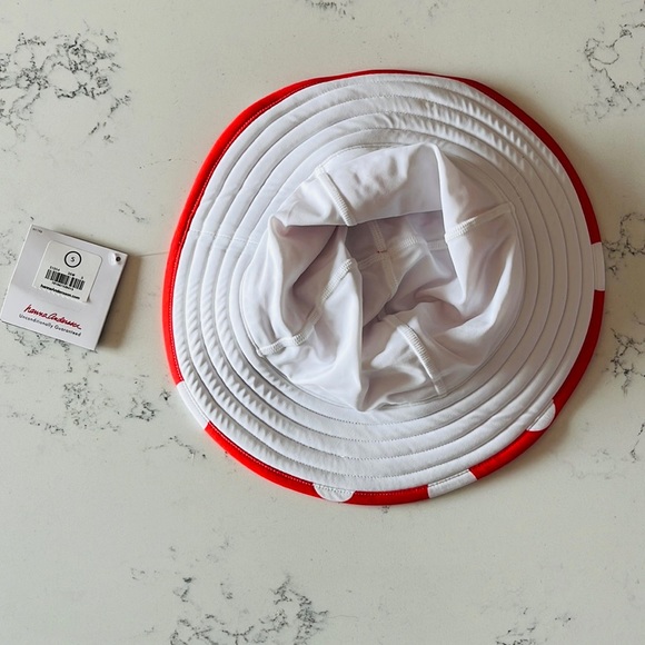 Hanna Andersson Sunblock Reversible Swim Hat - Picture 5 of 9